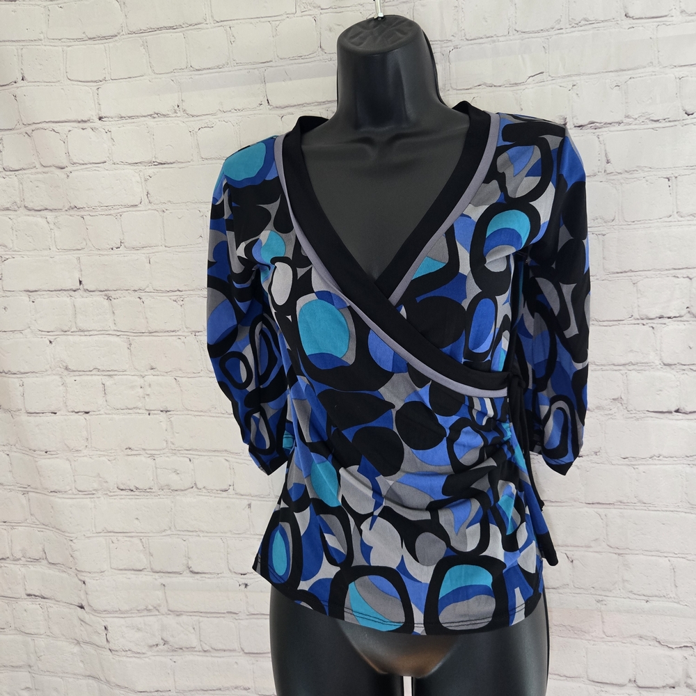 A. Byer Blue and Black Abstract Blouse Faux Tie Y2k Groovy Fairy Rop Medium